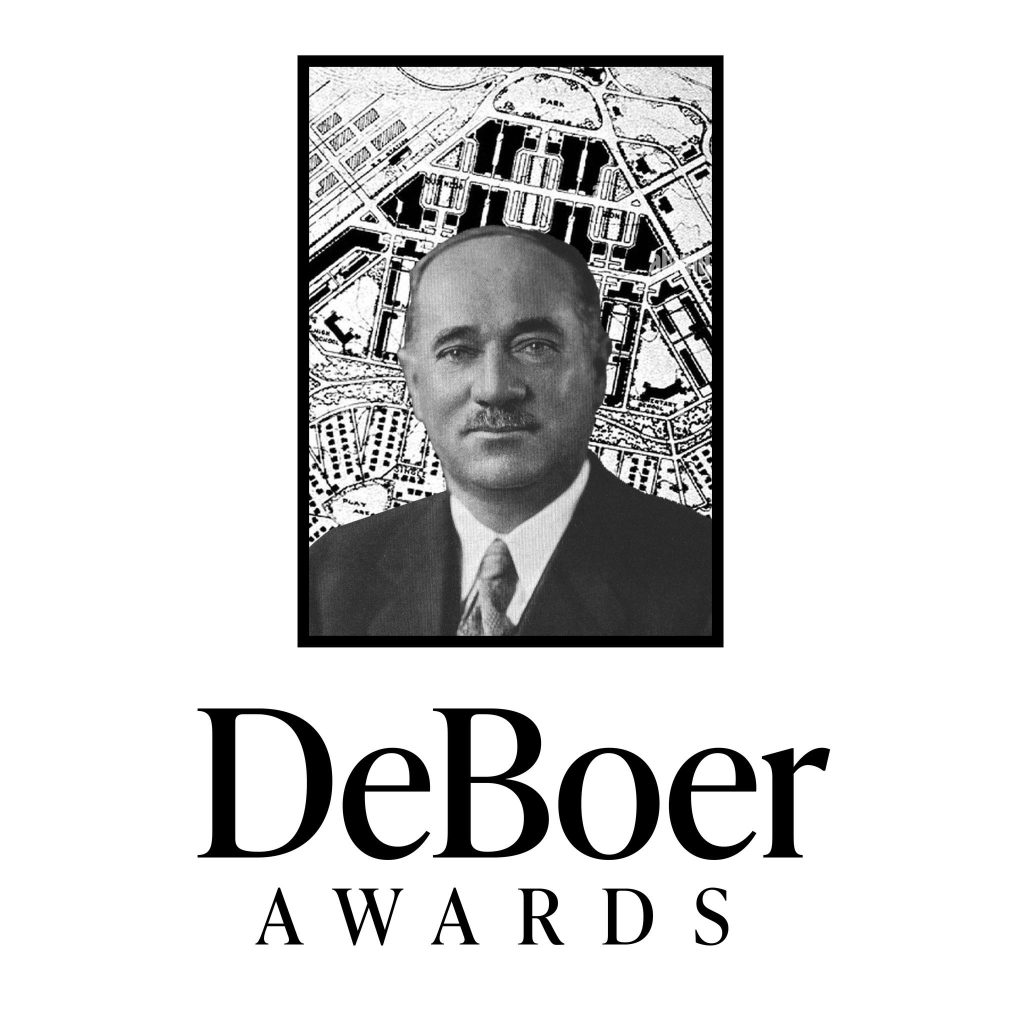 DeBouer Awards Logo